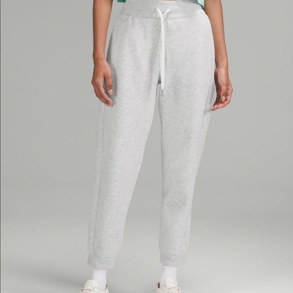 Lululemon Scuba High-Rise 7/8